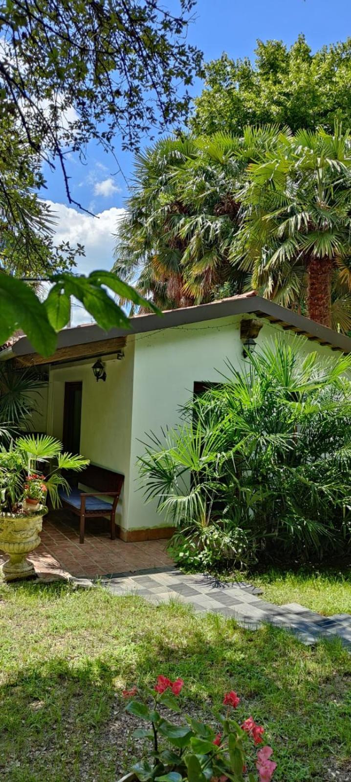 Villaluigia - Oasi Le Palme Padova Luaran gambar
